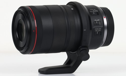 Canon 100mm macro is - f2.8l,